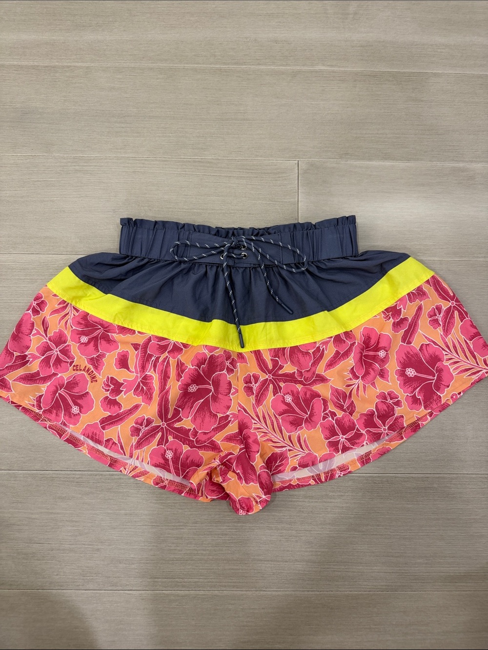 Anthropologie Celadine Floral Pull-On Shorts Pink Blue Yellow Small - Picture 2 of 4